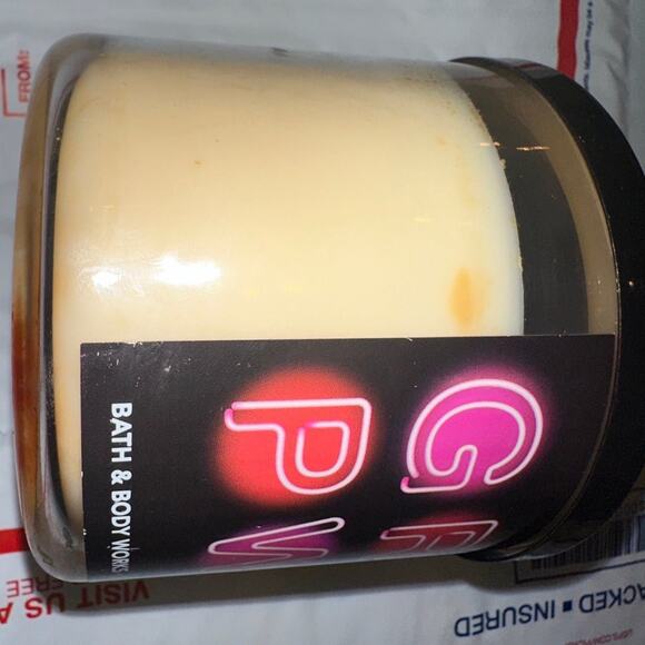 bath and body works Girl Power bath and body works candle rare - Picture 5 of 9